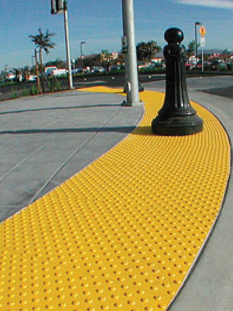 detectable warning requirements